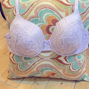 VS lace padded bra